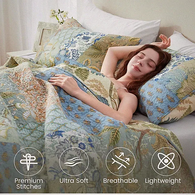 Cotton Reversible Bedspread with Pillow Shams