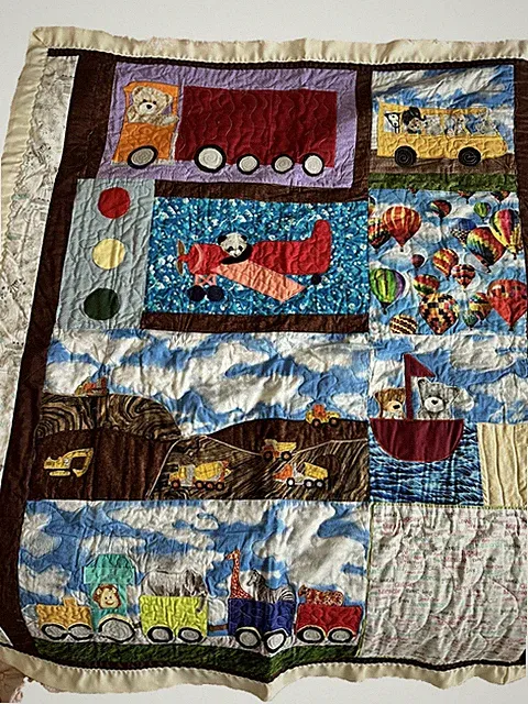 Handmade Quilt 52" x 47" Baby Toddler Bed, Wall, Throw, Animal Vehicle THEME