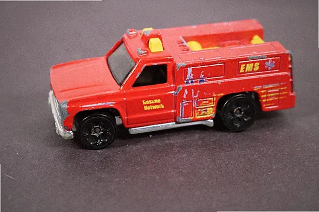 Hot Wheels Emergency Vehicle Unit Yellow Lights and Bed Insert LQQK