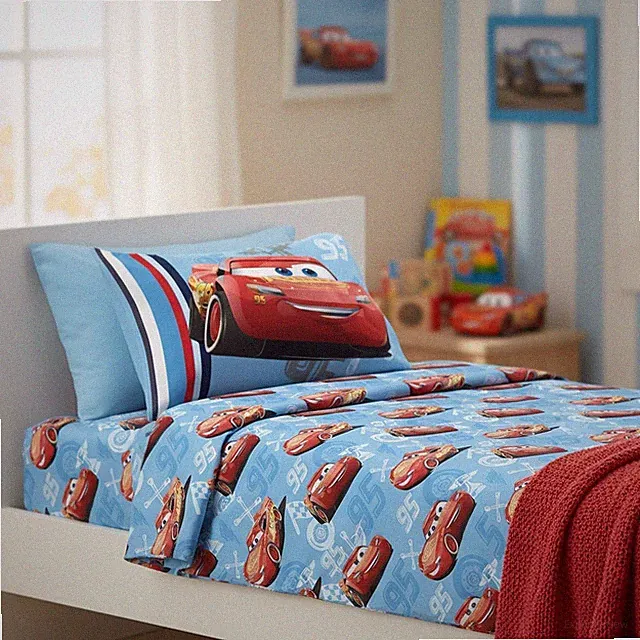 Kids full size 4-Piece Cars Lightning McQueen Sheet Set - Easy Care Microfiber