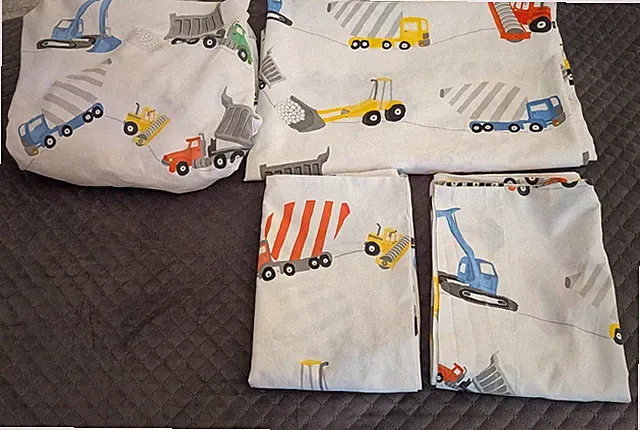 Pottery Barn Kids Construction Vehicles Twin Sheet Set Flat Fitted 2 Pillowcases
